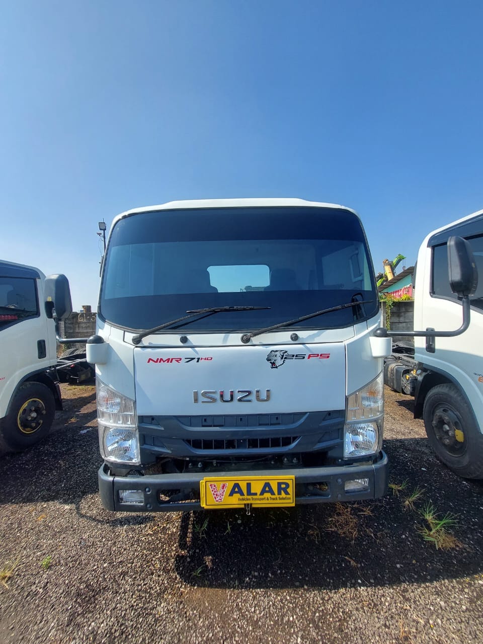 Isuzu NMR 71T - 20NV - Valar
